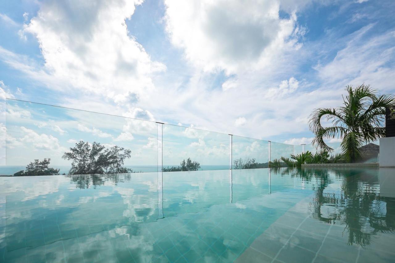 Surin Heights Villa Buitenkant foto